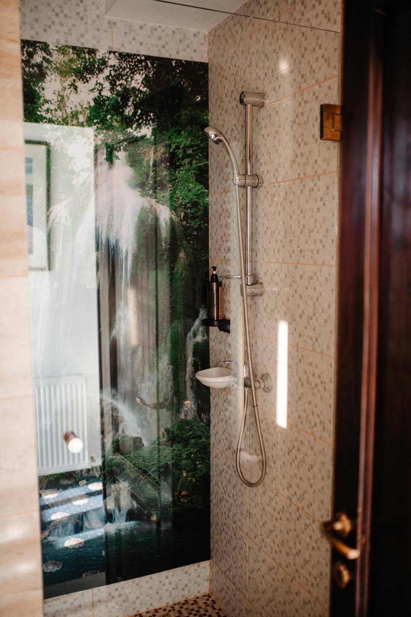 Pastravaria Ursu Vînători-Neamţ Exterior foto